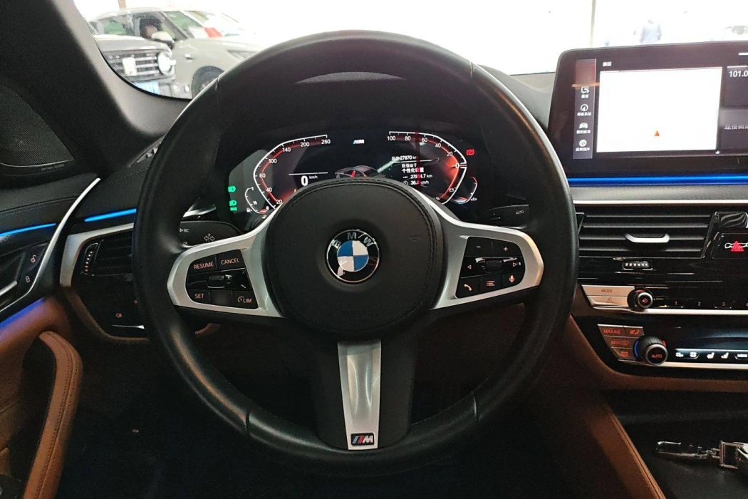 BMW 5 Series (imported) 2022 facelift two 525i M sports suit