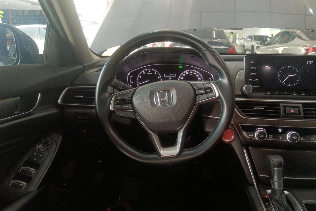 Фото машины 18