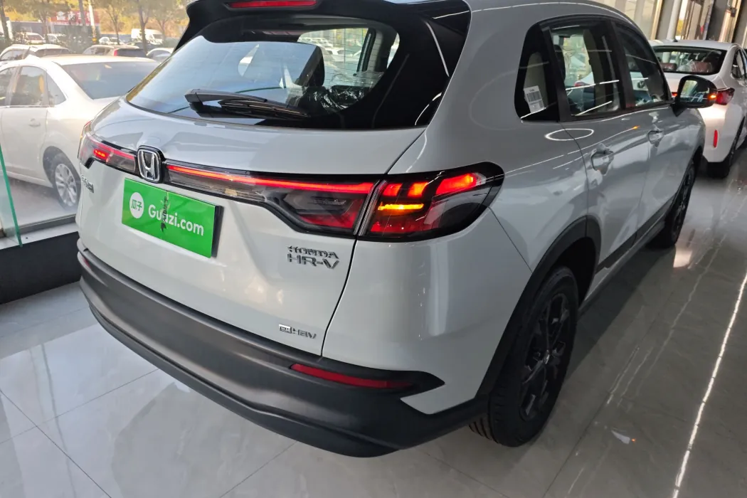 Honda HR-V 2023 2.0L e: HEV dynamic Speed Version
