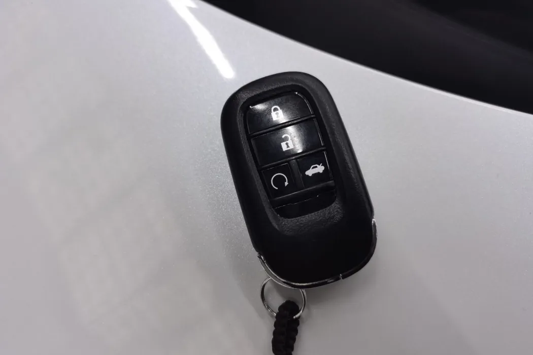 Honda Civic 2022 240TURBO CVT combustion Version