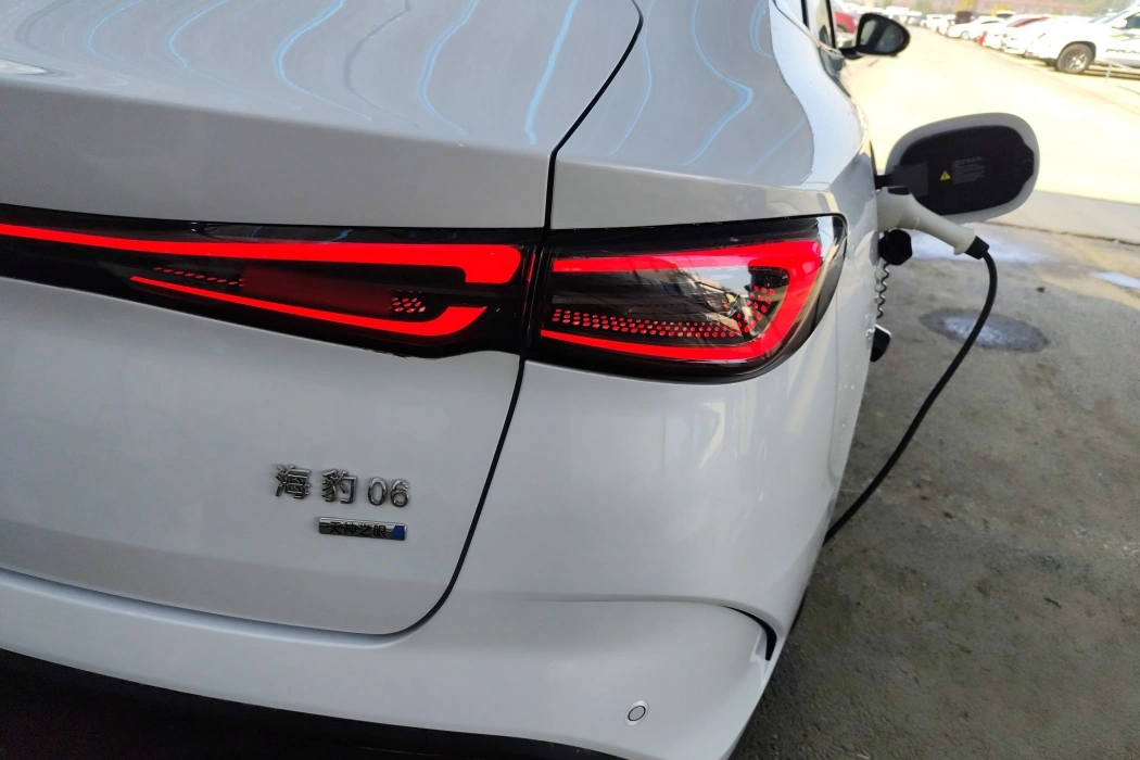 BYD Seal 06 New Energy 2025 DM-i Smart Driving Version 80KM Luxury