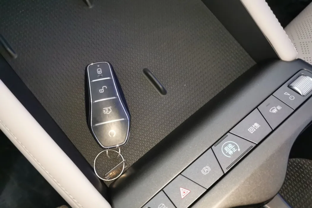 Фото машины 23