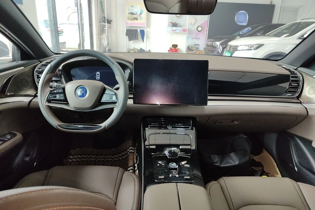 BYD Han 2020 EV ultra-long battery life version luxury