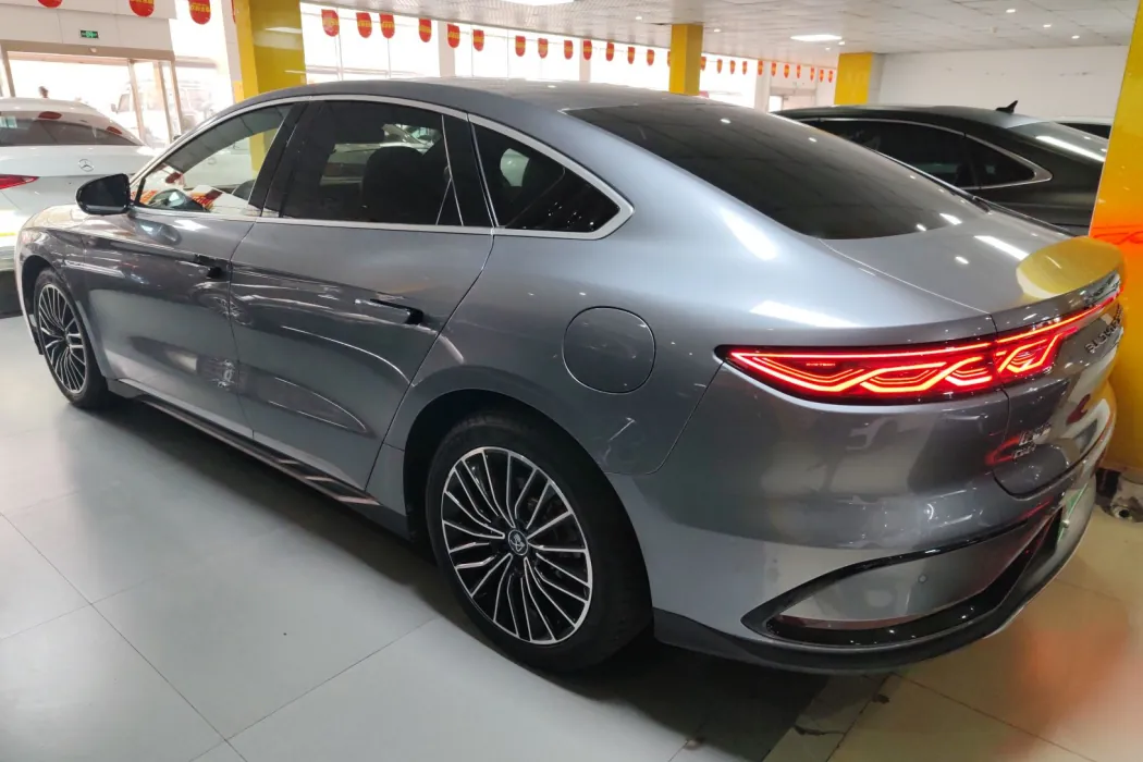 BYD Han 2022 DM-i 121KM Exclusive Type