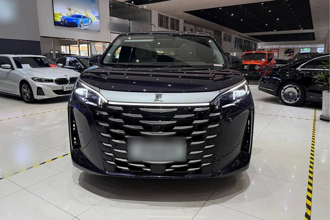 BYD summer 2025 DM-i 1.5T 180km excellent type