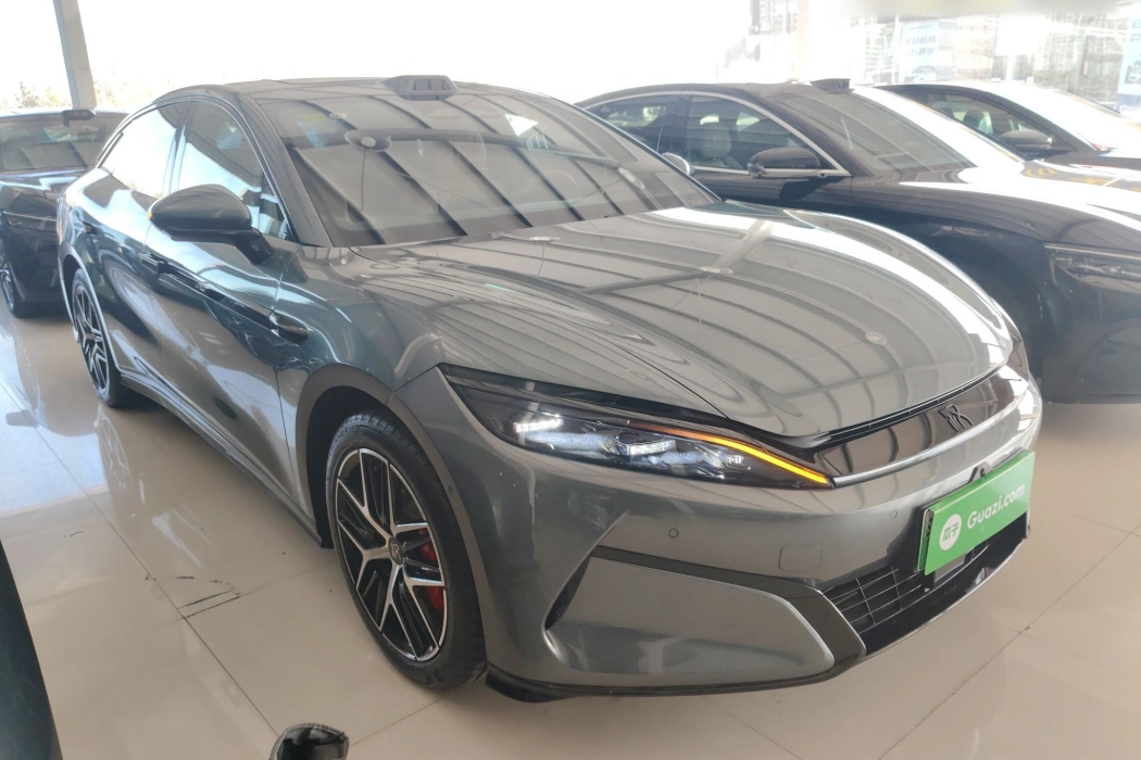 BYD Han L 2025 DM-p four-wheel drive lidar flagship model