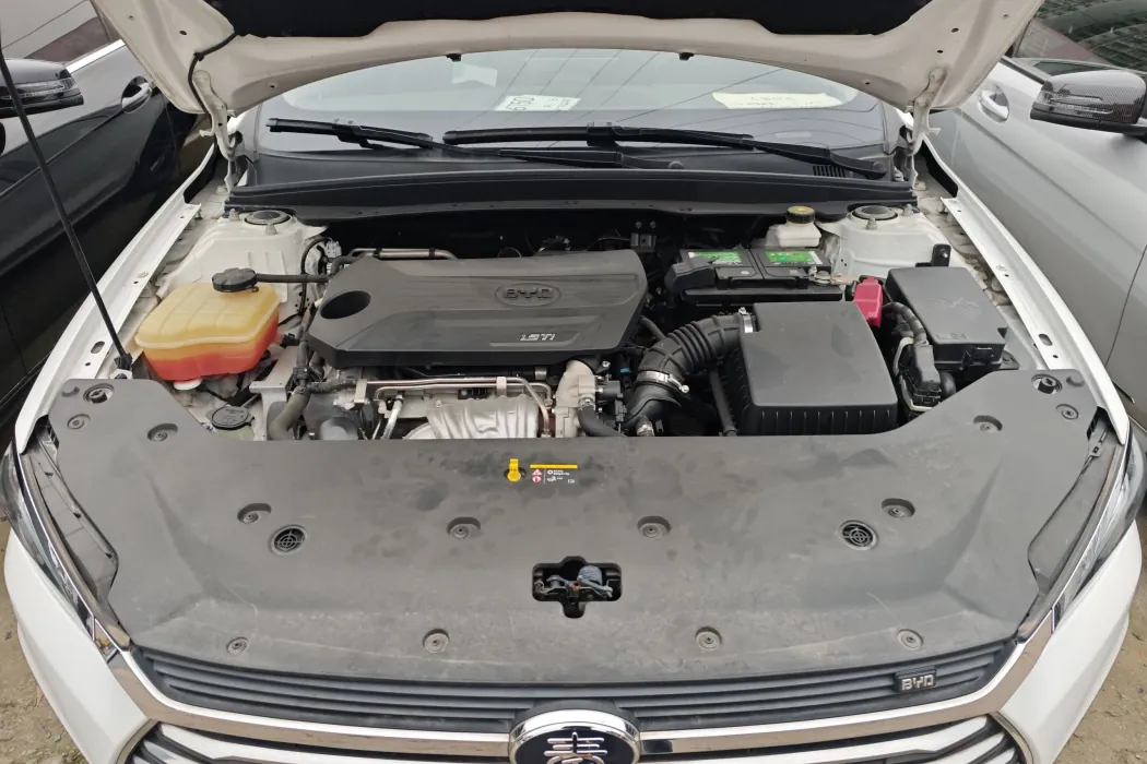 BYD Qin Pro 2019 Super Version 1.5 TI Automatic Zhilian Fengshang National VI