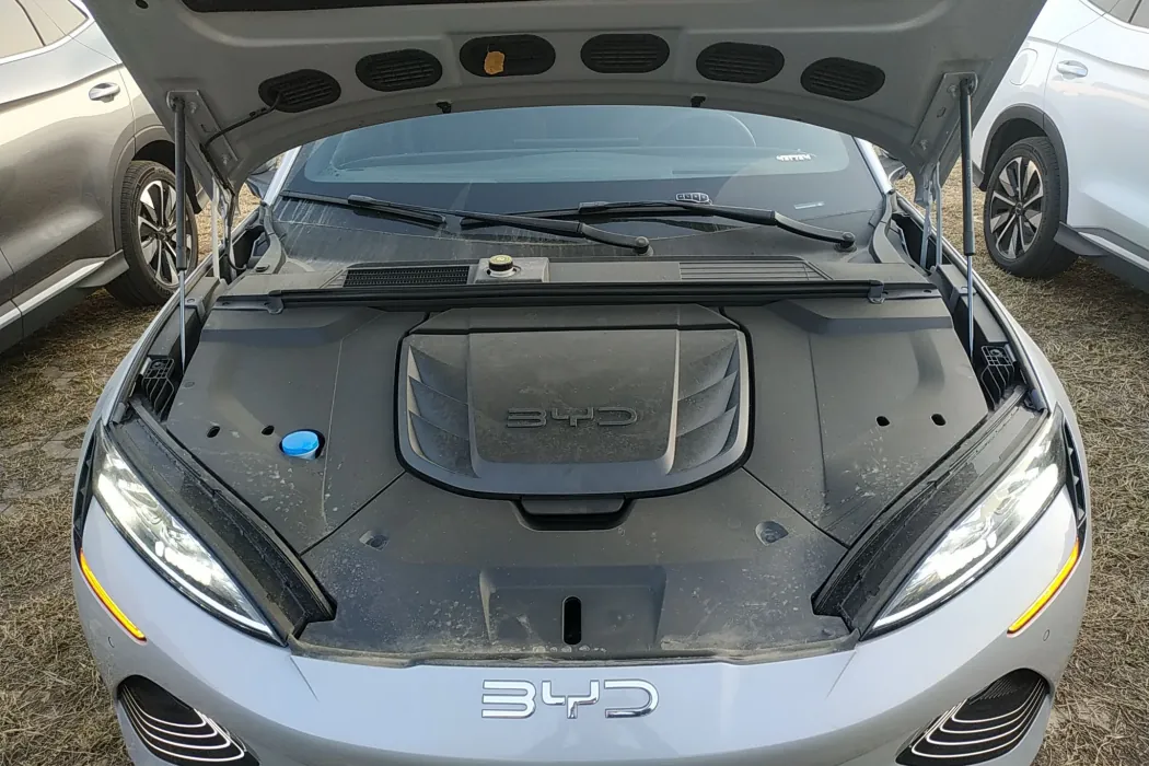 BYD Seal 2025 facelift 650 Smart Driving Version