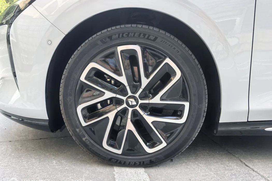 Фото машины 40