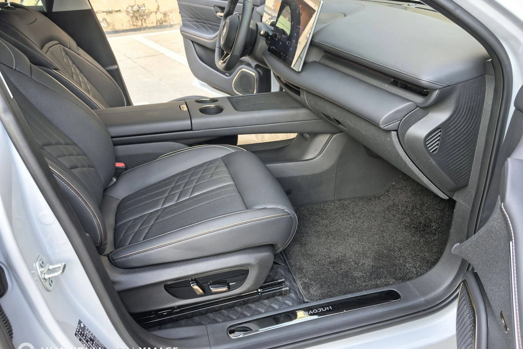 Фото машины 44