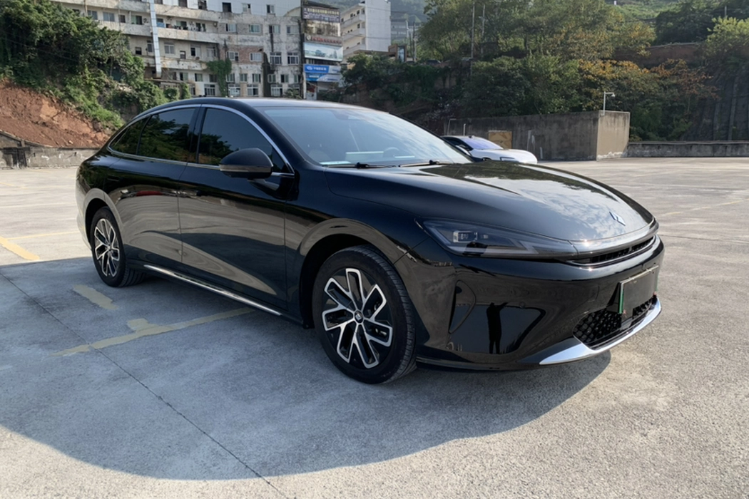 Baojun Xiangjing 2025 Plug-in Hybrid 140km Standard Edition