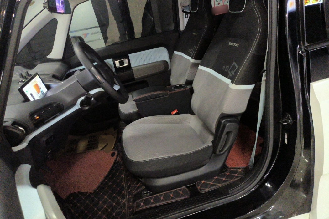 Baojun E300 2020 Plus Interstellar Smart Travel Edition