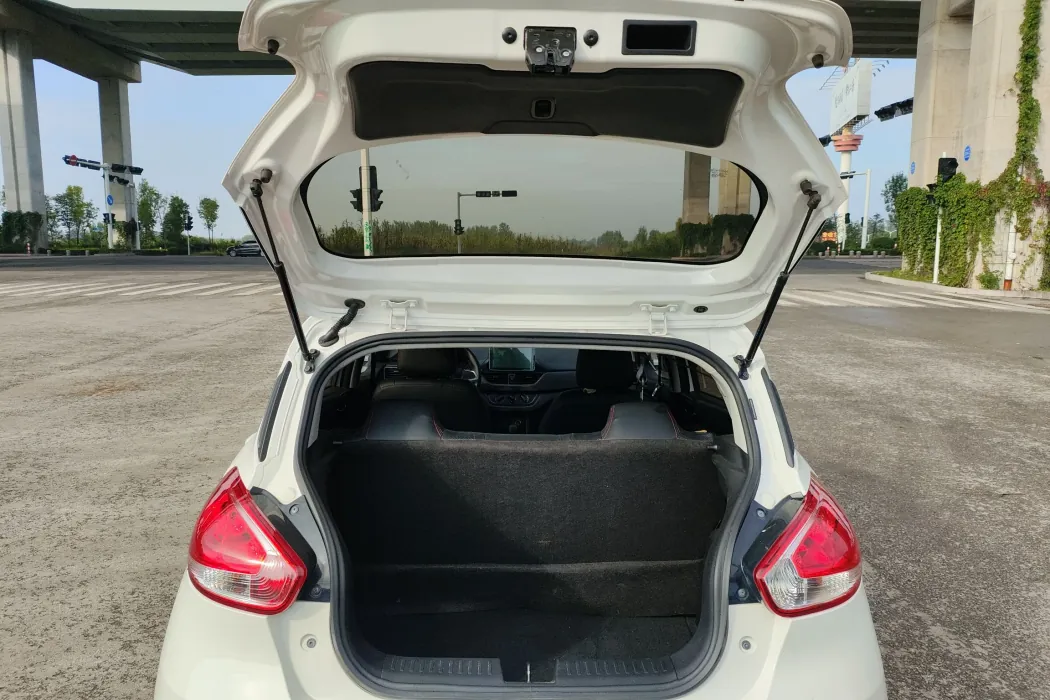 Baojun 310 2016 1.2L manual comfort type