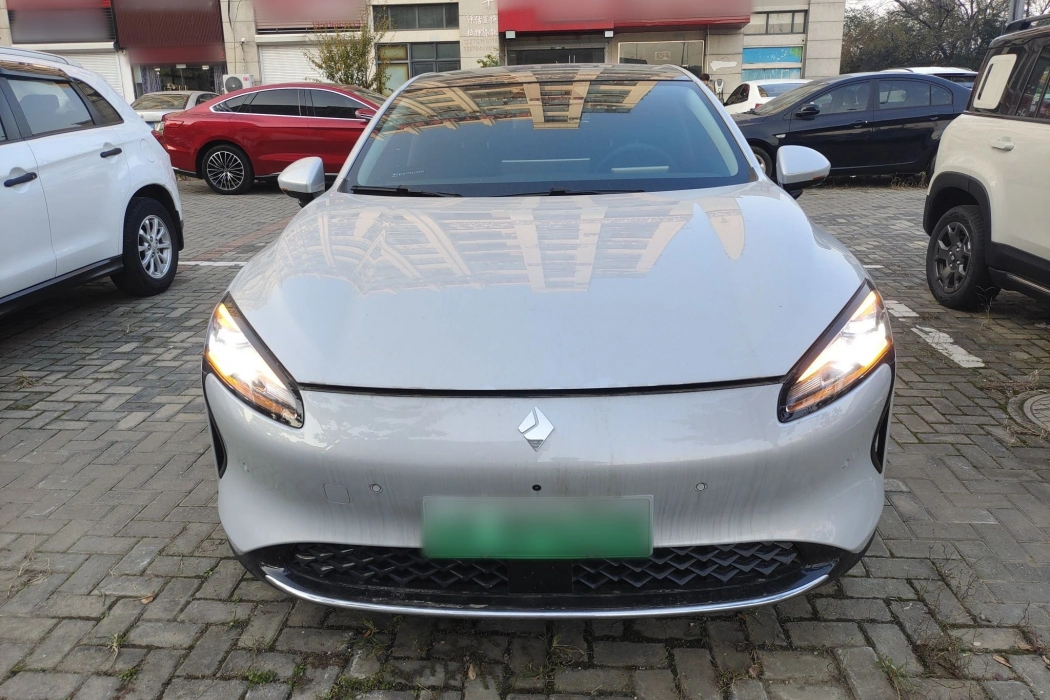 Baojun Xiangjing 2025 Pure Electric 600km Deluxe Edition