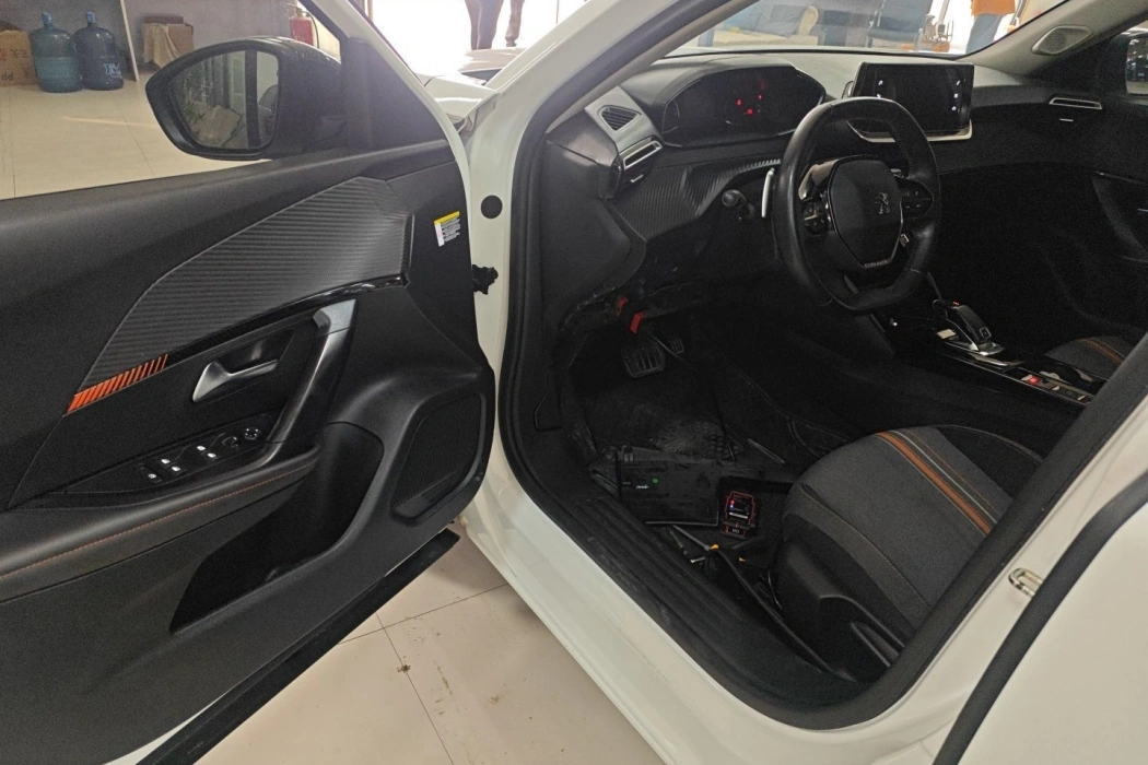 Peugeot 2008 2020 230THP Fashion Edition