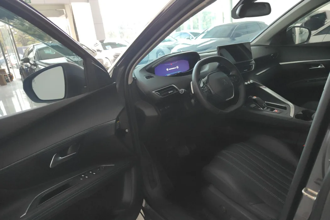 Peugeot 4008 2021 400THP Technology Edition