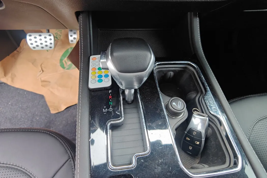 Beijing BJ40 2020 2.3T automatic four-wheel drive Rainforest crossing version