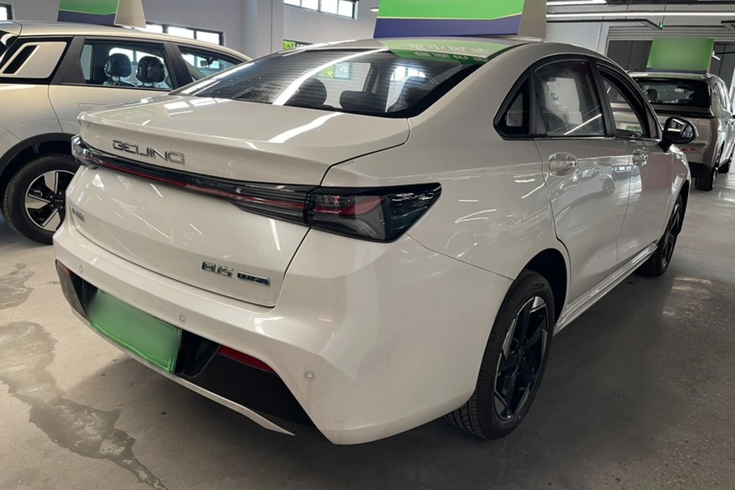 Beijing Automobile Beijing EU5 PLUS 2023 R600 Premium Edition