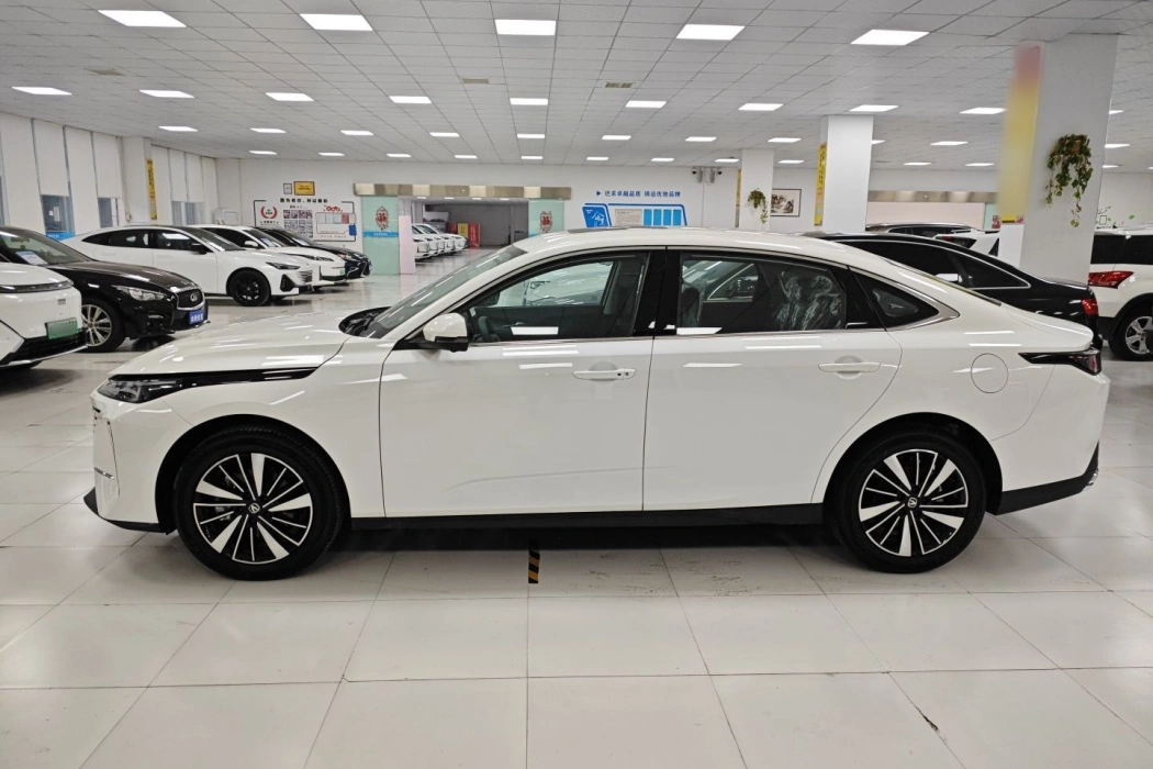 Changan Yidong PHEV 2025 Smart New Blue Whale 145KM Battleship Version