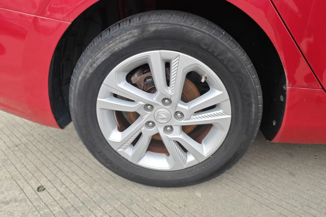 Changan Yidong 2019 high-energy version 1.6 L GDI manual pioneer Country VI