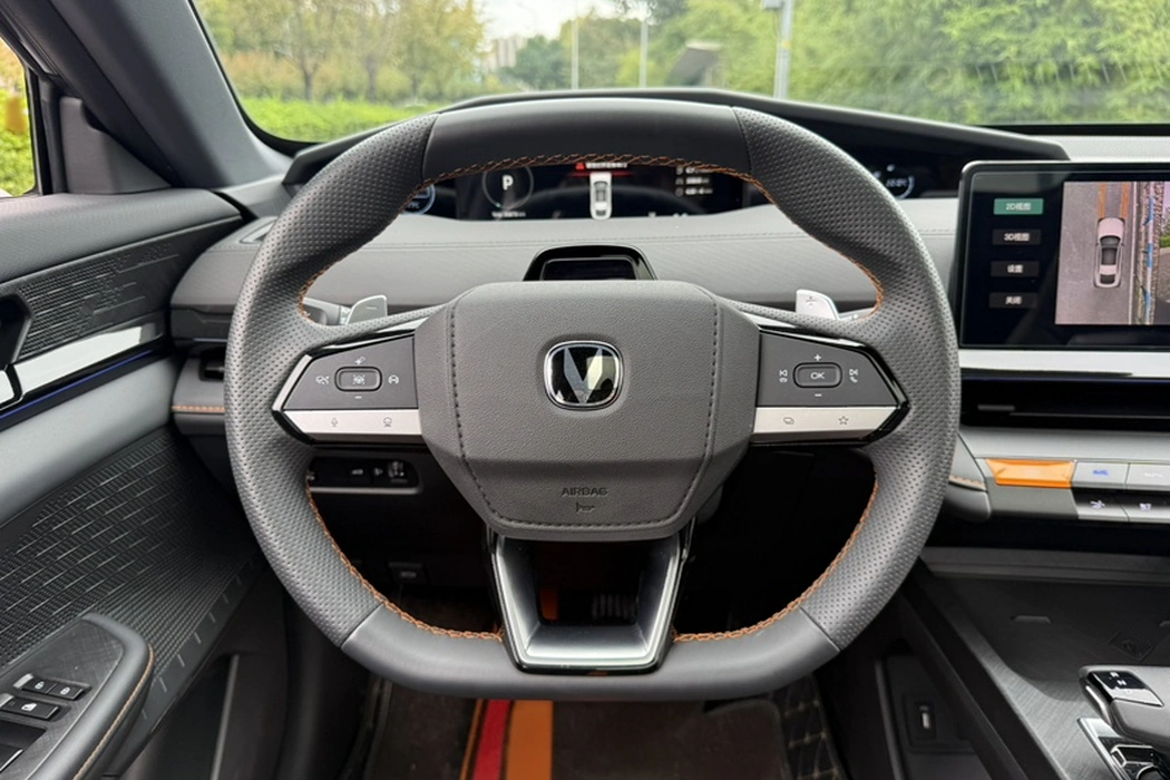 Changan UNI-V Smart iDD 2023 Smart iDD 1.5T 113km Smart Cool Type