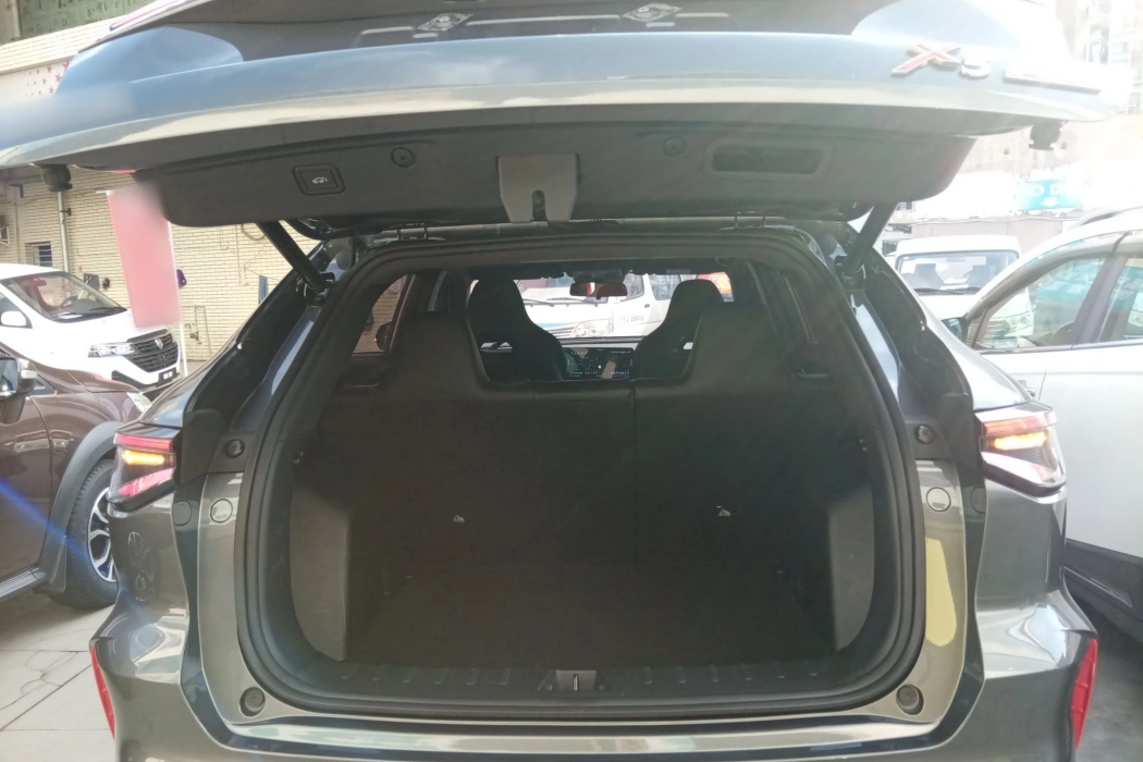 Фото машины 24