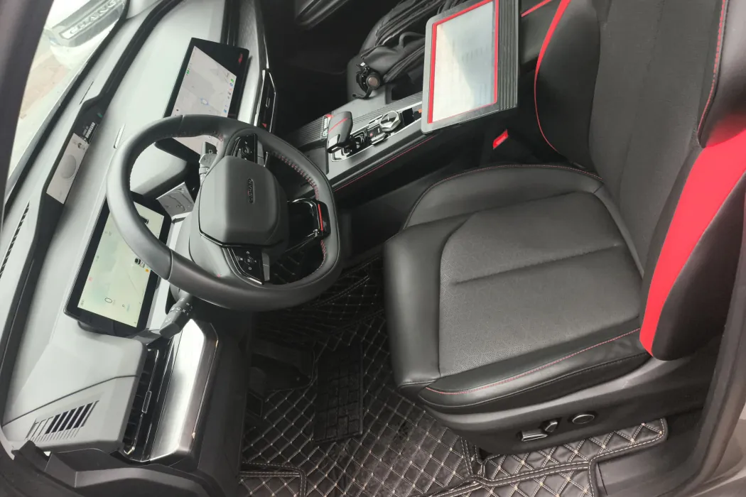 Changan Auchan Z6 2022 Blue Whale 1.5T DCT Smart Aviation Type