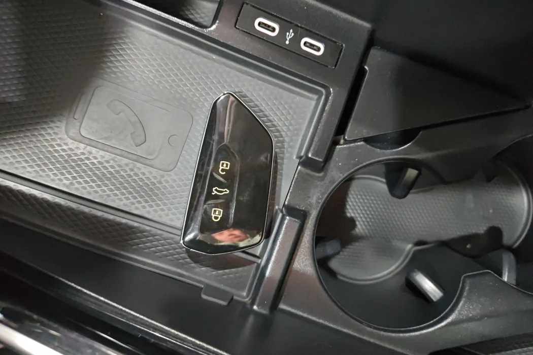 Volkswagen ID.6 CROZZ 2021 long battery life PURE+ version