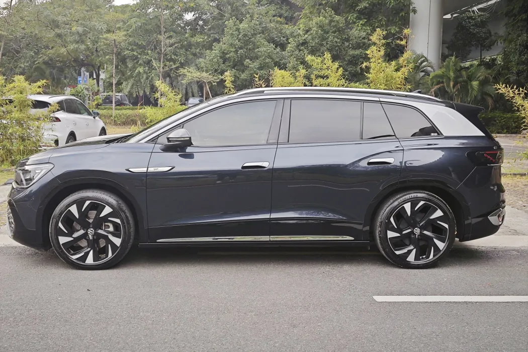 Volkswagen ID.6 CROZZ 2021 first Edition