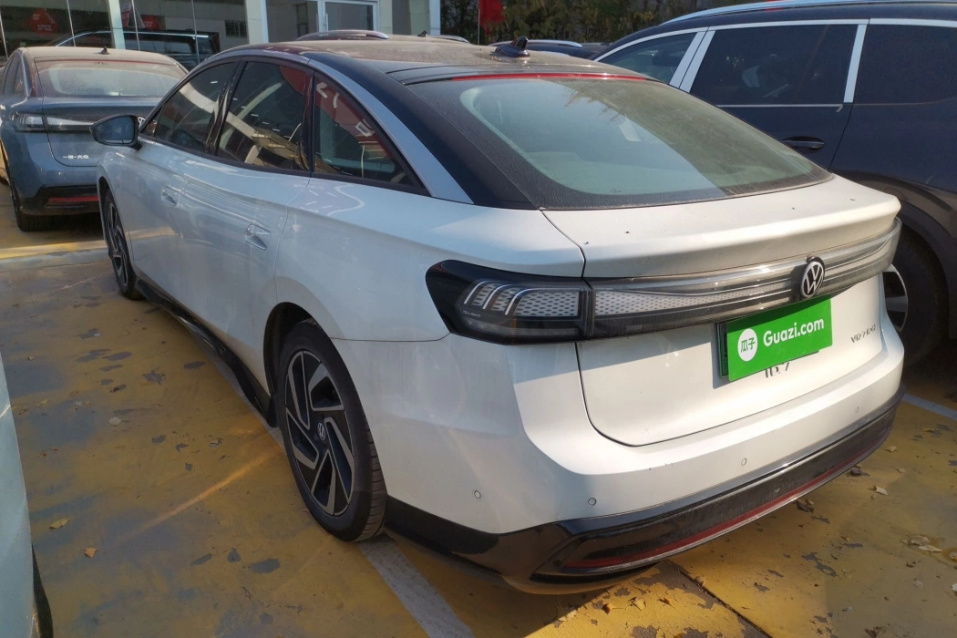 Volkswagen ID.7 VIZZION 2024 first Edition