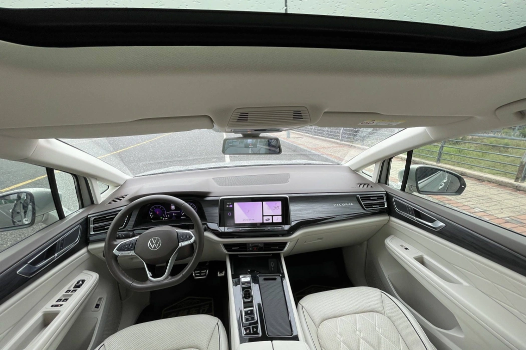 Volkswagen Weiran 2022 380TSI Premium Edition