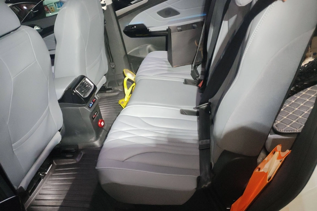 Фото машины 24