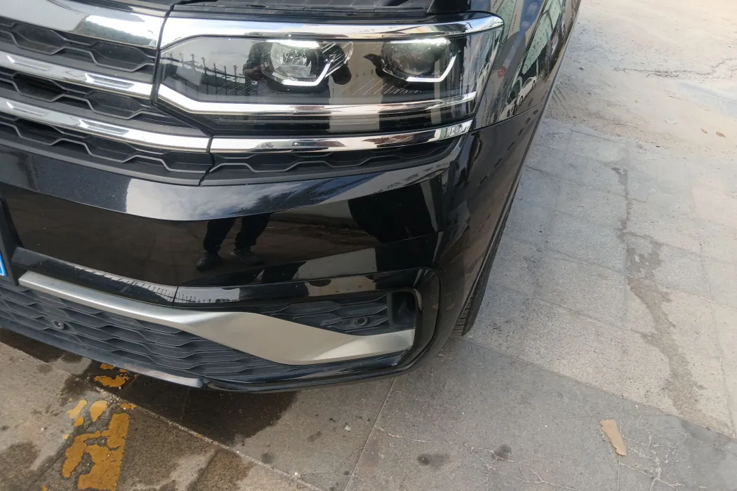 Volkswagen Tourang X 2020 330TSI two-wheel drive Premium Deluxe Edition