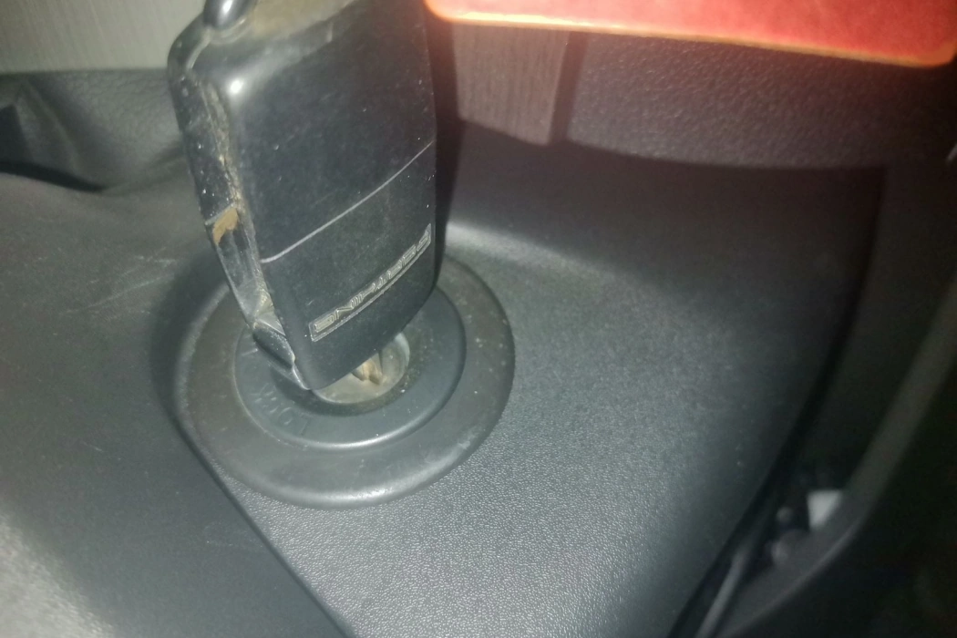 Dongfeng Fengxing Fengxing T5 2022 Prosperous 1.6L manual dream-building version Five-seater