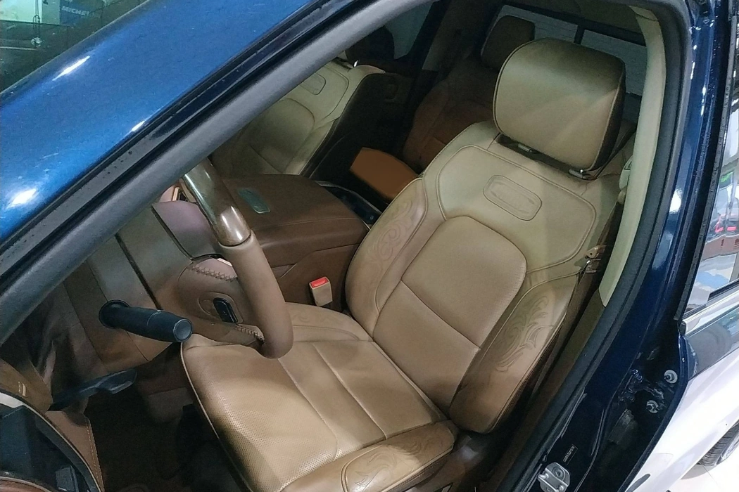 Dodge Challenger (parallel import)