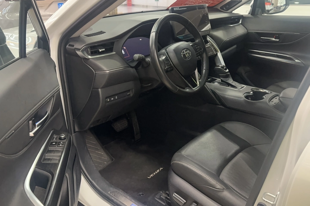 Toyota Vios 2023 2.0L CVT two-wheel drive Premium Edition