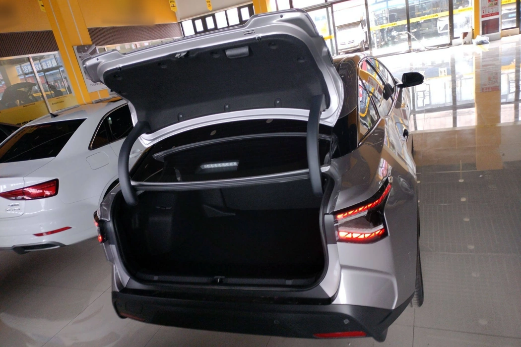 Фото машины 26