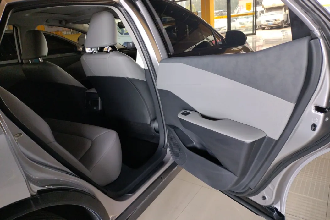 Фото машины 24