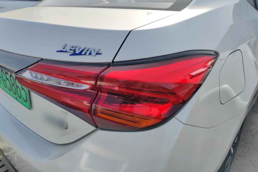 Toyota Ralink Dual Engine E+2019 1.8PH V E-CVT Deluxe Edition