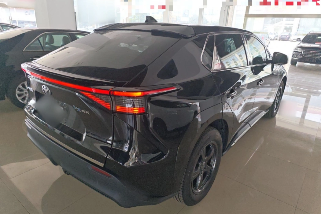 Фото машины 25