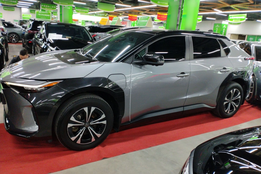 FAW Toyota bZ4X 2022 four-wheel drive high-performance PRO version