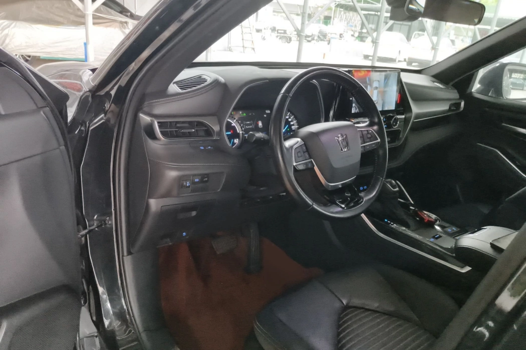 Toyota Crown Land Rover 2021 2.5L HEV Four-wheel Drive Deluxe Edition