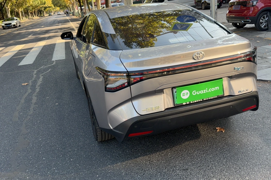 Фото машины 26