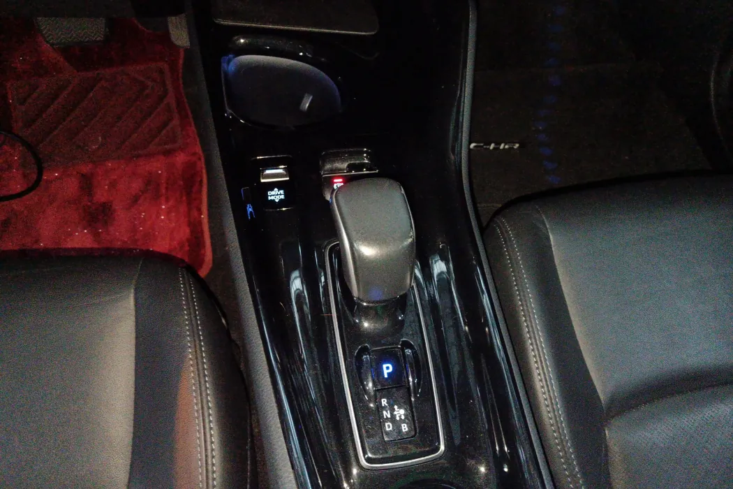 Toyota C-HR EV 2020 Premium Sunroof Version