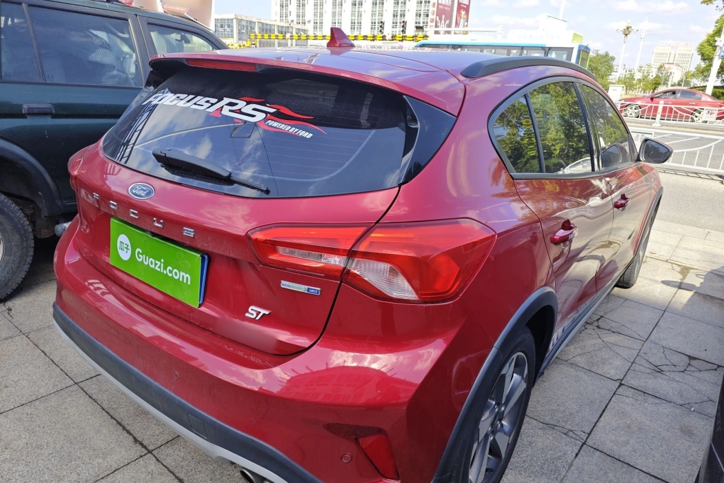 Ford Focus Active 2020 EcoBoost 180 Automatic Tide Type