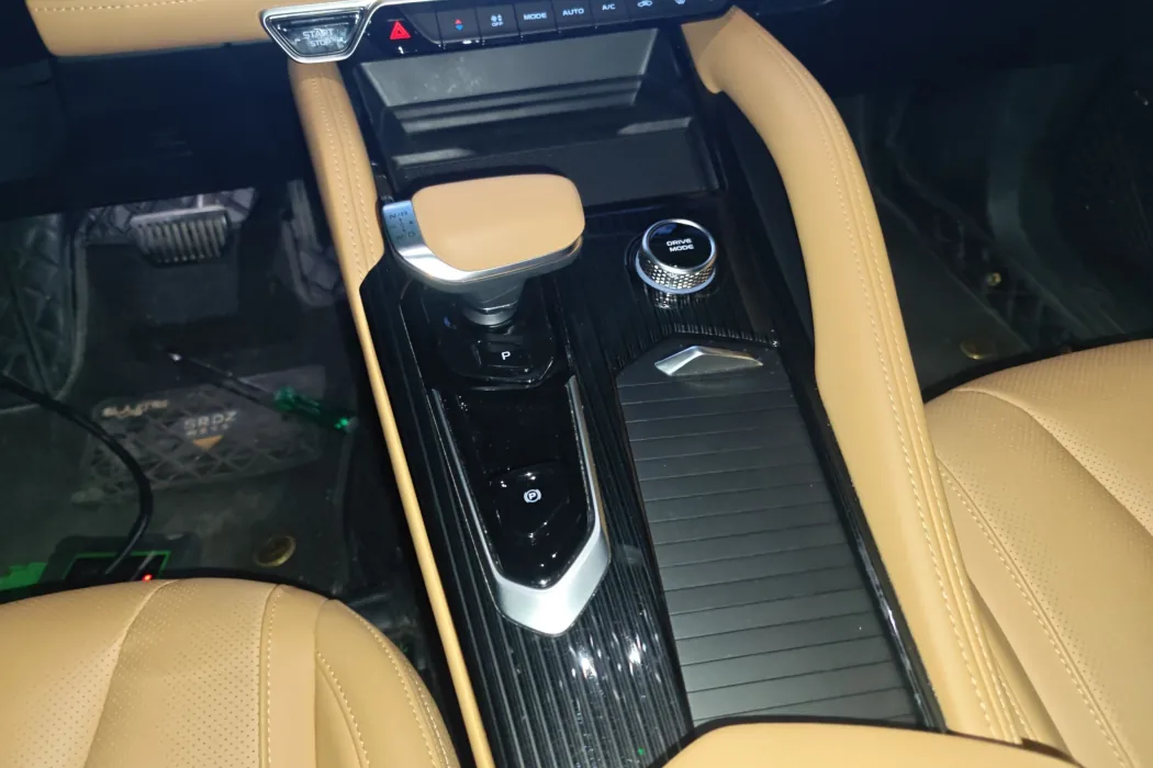 Geely Xingyue L Range-extended Electric Version 2022 1.5T DHT range-extended Electric Ultimate Version