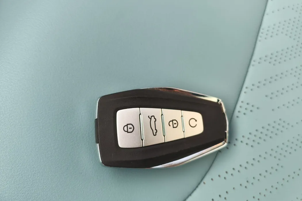 Geely Emgrand S 2022 1.4T CVT Crossover Player Edition