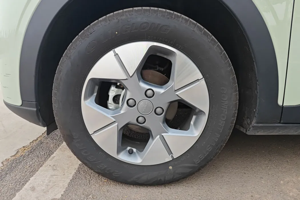 Geely Galaxy Wish 2025 UP 410km Discovery+ Edition