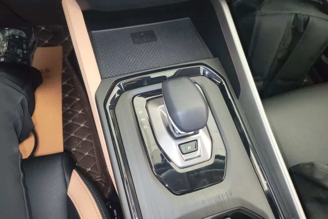 Geely Haoyue PRO 2024 1.5T DCT Vertical and Horizontal+