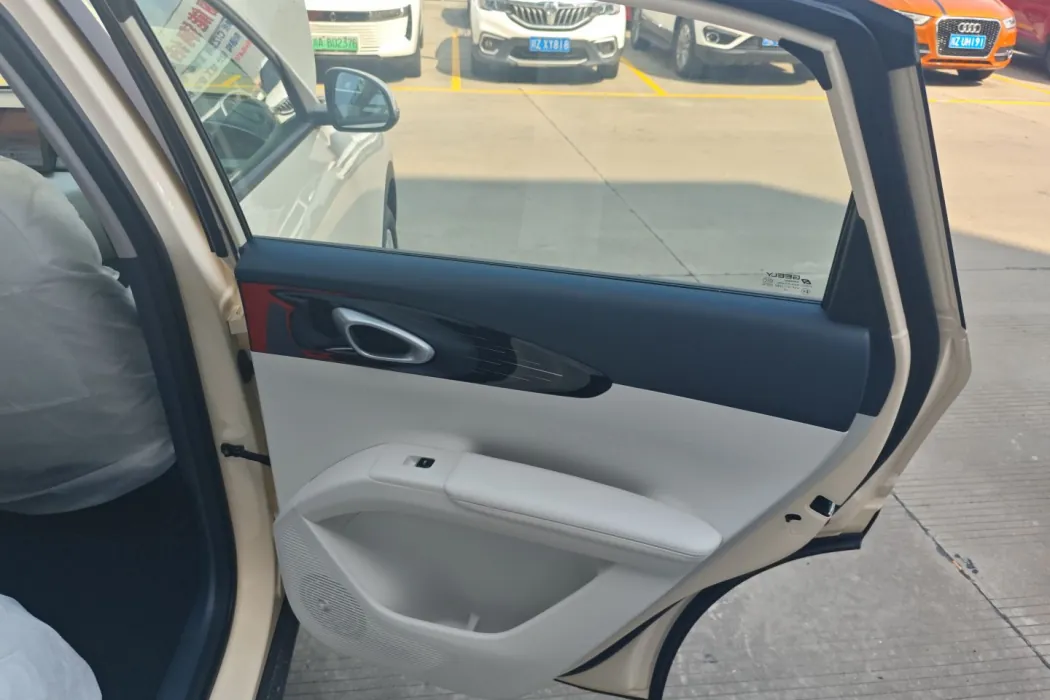 Фото машины 26